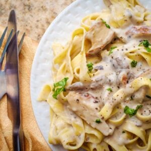 Fettuccine Alfredo w/ Grilled Chicken Package